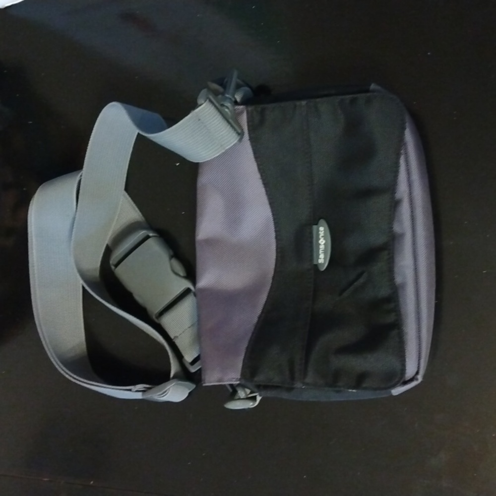 Samsonite black and grey traveling crossbody bag